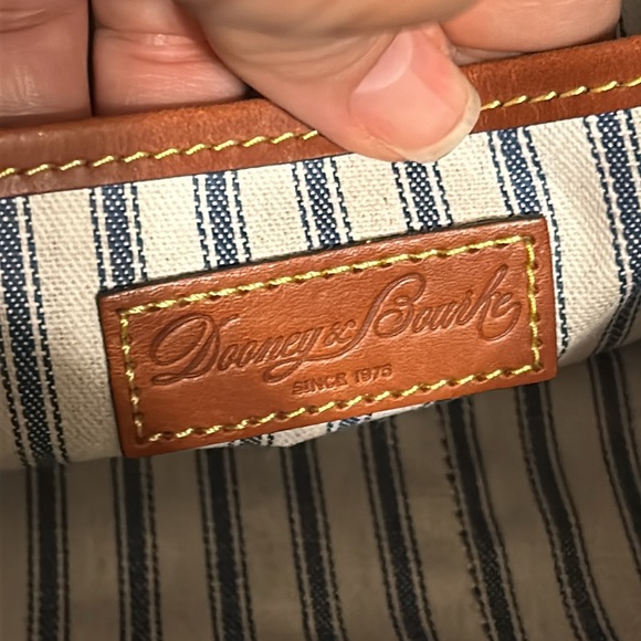 NWOT Dooney & Bourke Nylon Double pocket crossbody & Shoulder Bag Wayfarer Camde - Picture 11 of 12